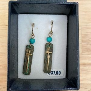 Montana Silversmiths Cross Earrings